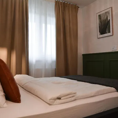 Crown 3 Apartman Szabadka